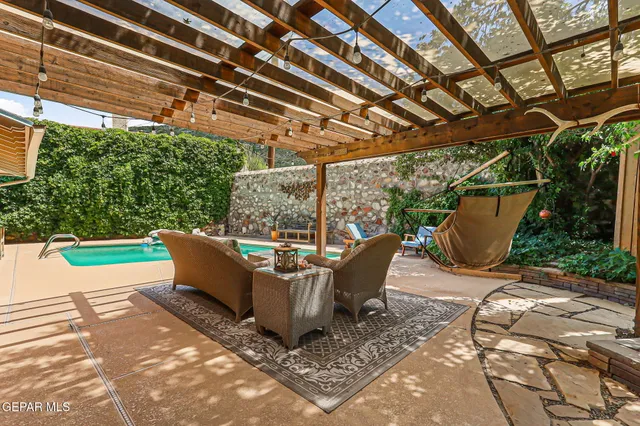 $895,000 | 4332 Donnybrook Place, El Paso, TX 79902