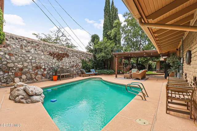 $895,000 | 4332 Donnybrook Place, El Paso, TX 79902