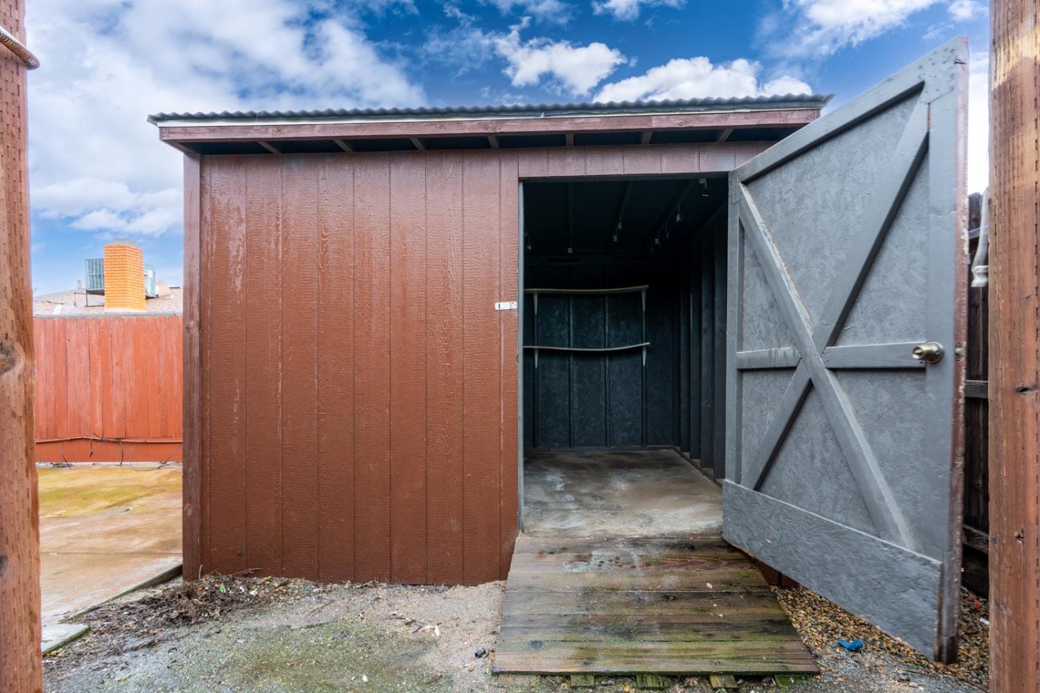 1340 Lewis Street Selma, CA 93662 - Photo 35 of 38