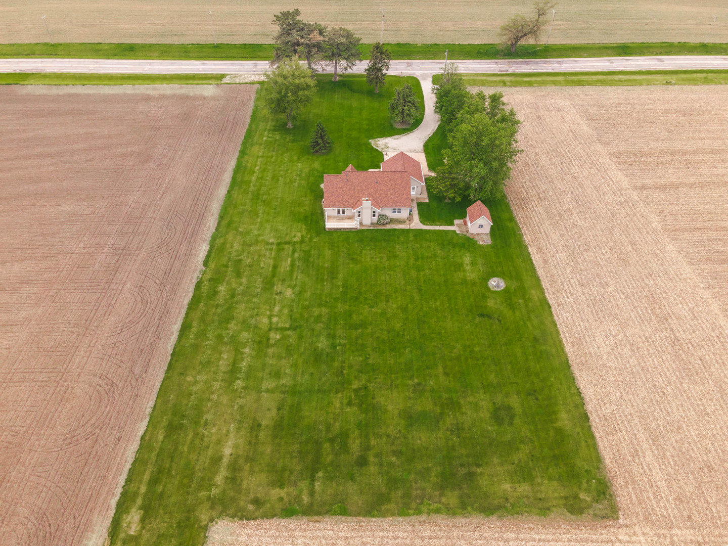 9375 East 3000 N Road Cornell, IL 61319 - Photo 38 of 39 a view of yard