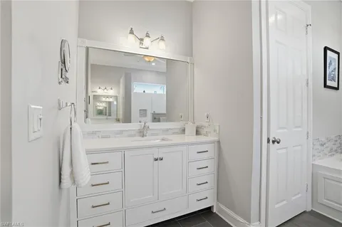 $899,777 | 6250 Tidewater Island Circle, Fort Myers, FL 33908