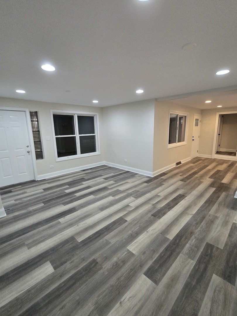 813 Chicago Road Chicago Heights, IL 60411 - Photo 5 of 29