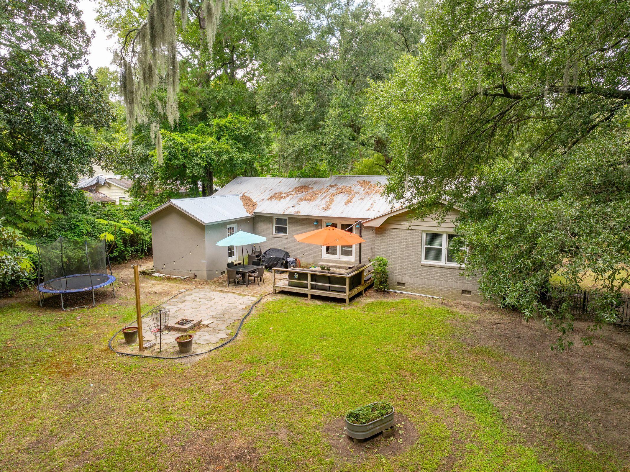 1665 Dogwood Road Charleston, SC 29414 - Photo 24 of 27 1665DogwoodRd-KeenEyeMarketing-022