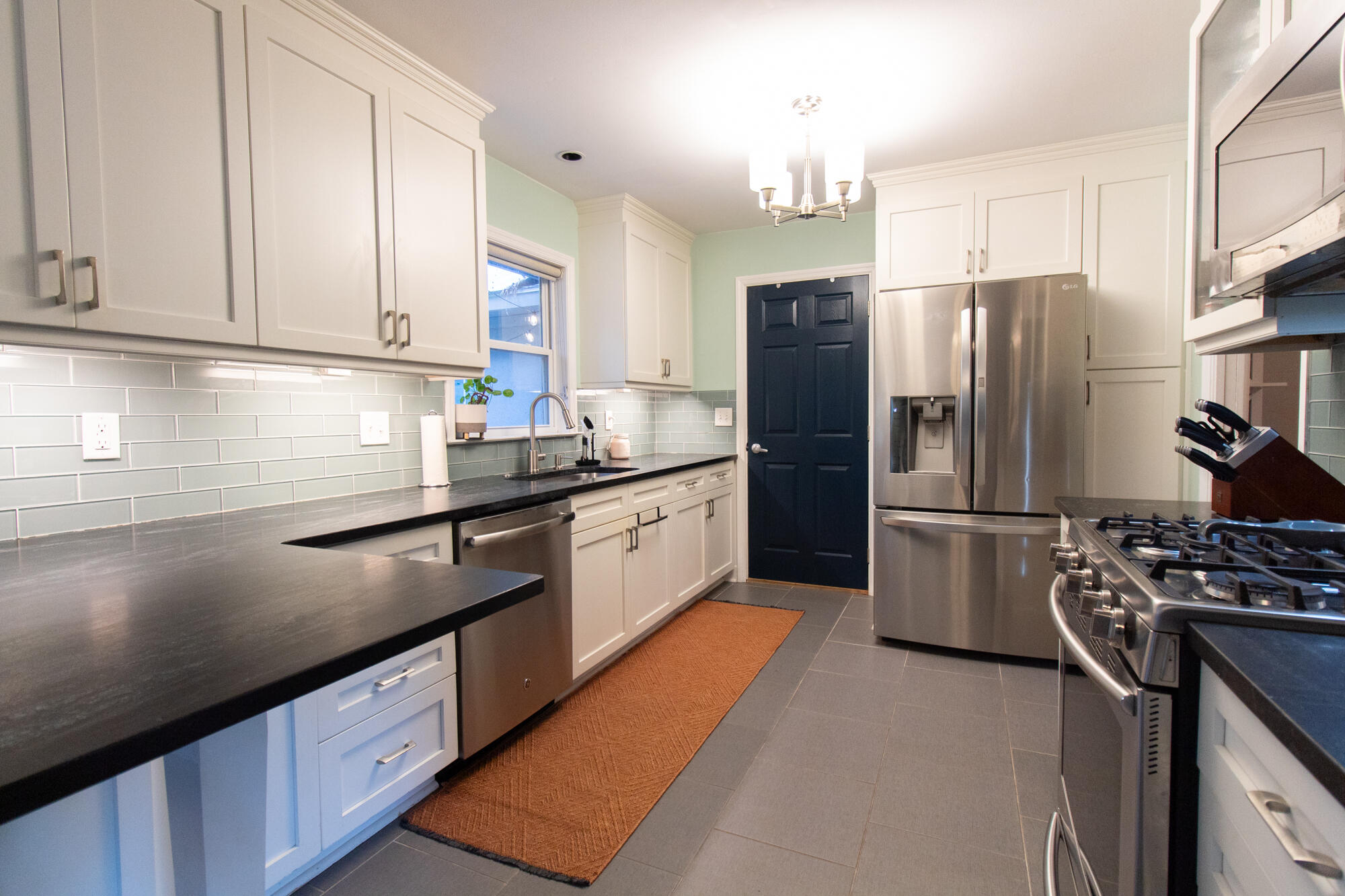 1665 Dogwood Road Charleston, SC 29414 - Photo 9 of 27 IMG_1746