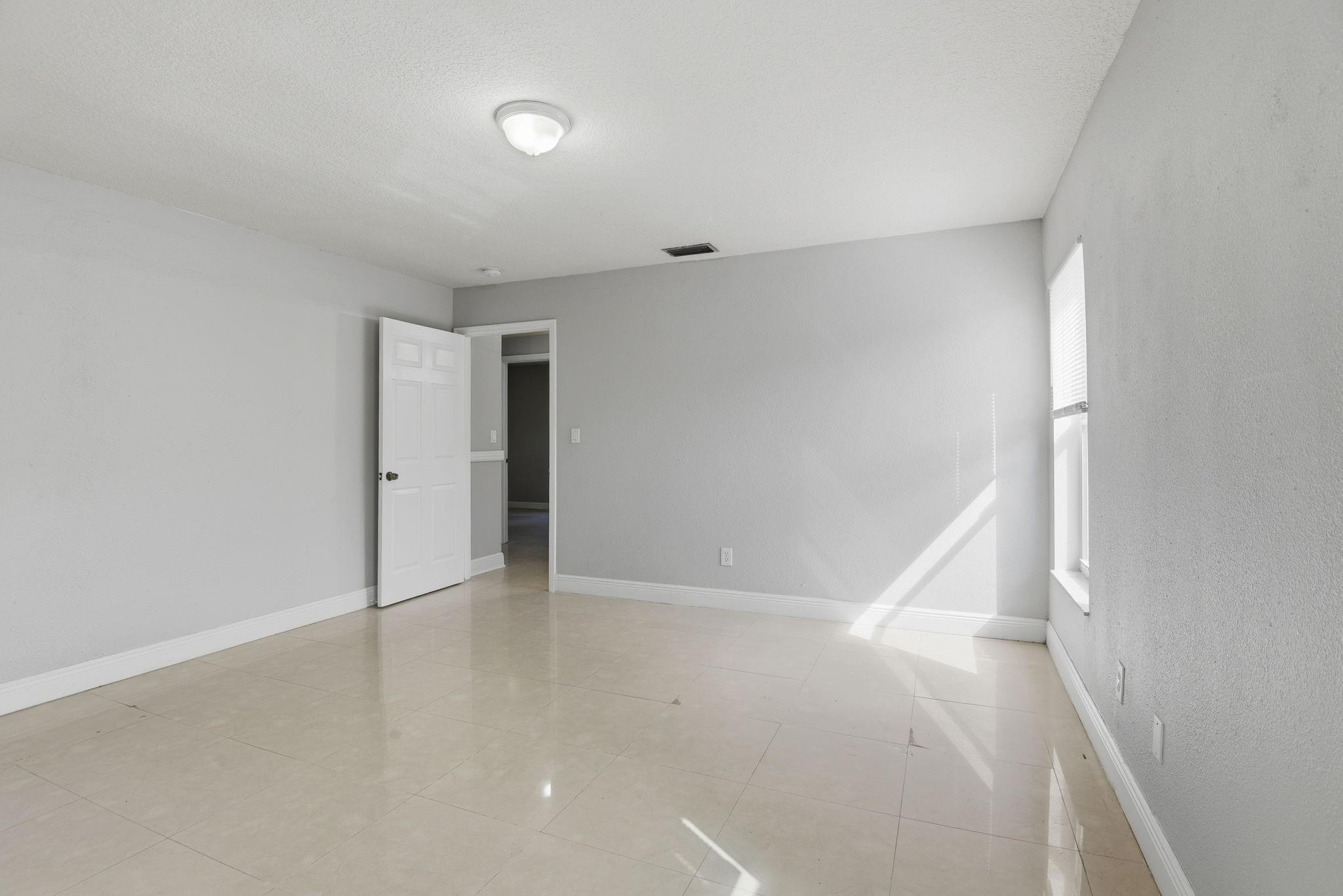 17023 Southwest 149th Place Miami, FL 33187 - Photo 21 of 40 Photo 21