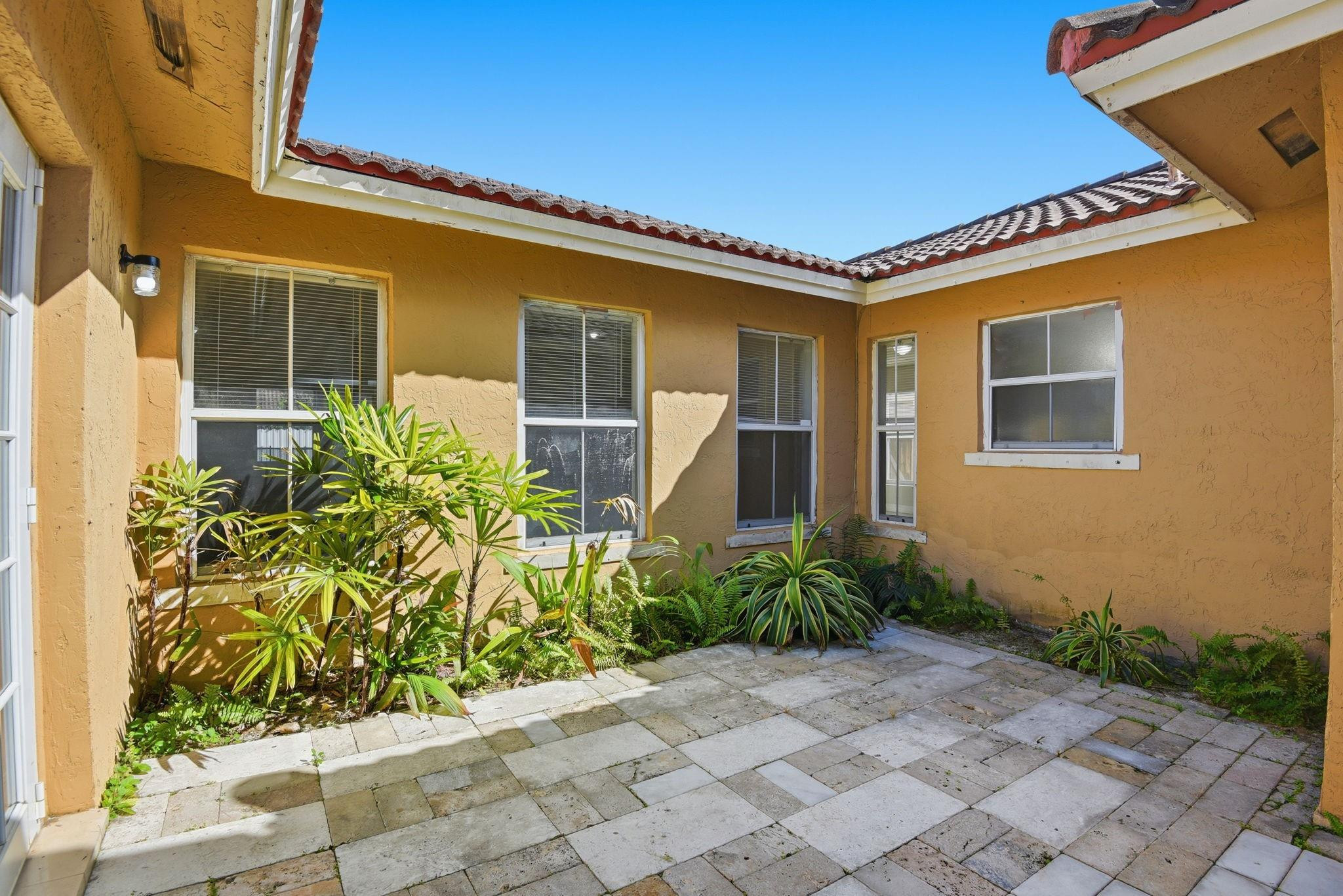 17023 Southwest 149th Place Miami, FL 33187 - Photo 33 of 40 Photo 33