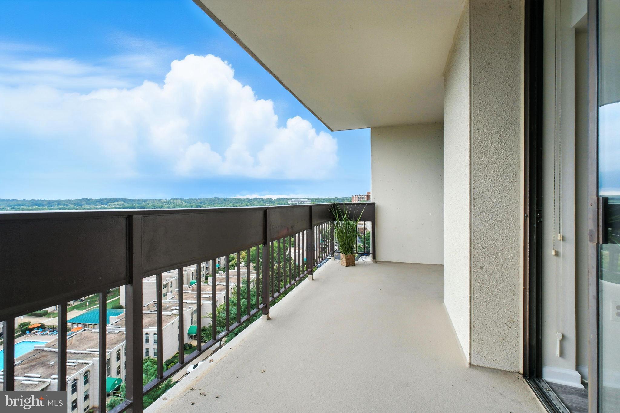 5300 Holmes Run Parkway, Unit 1210 Alexandria, VA 22304 - Photo 16 of 33 a view of a balcony