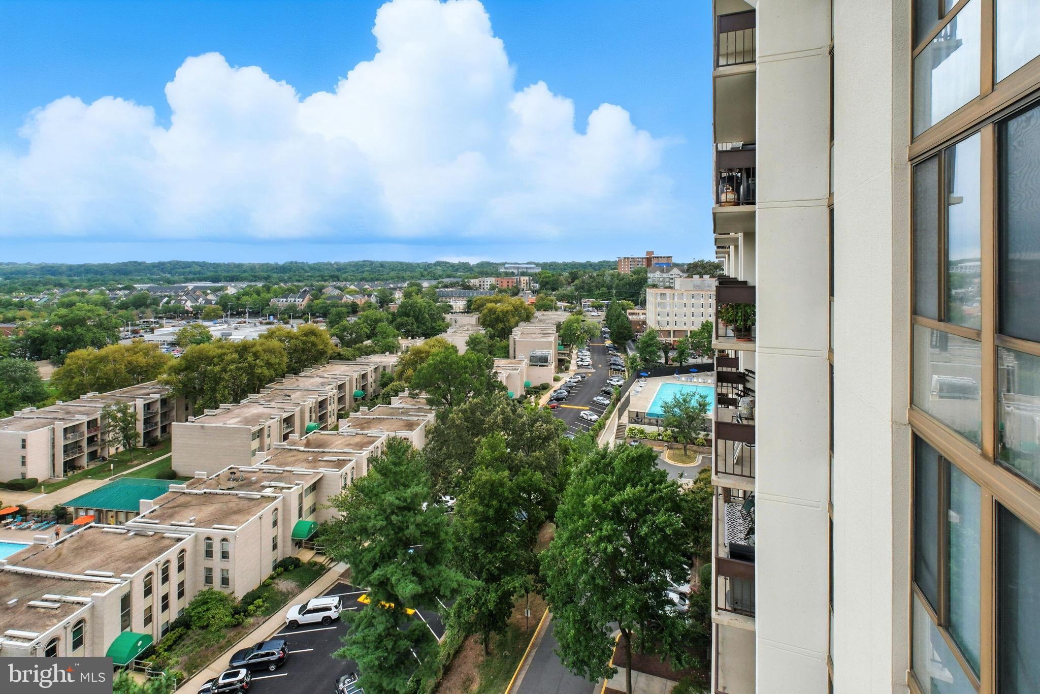 5300 Holmes Run Parkway, Unit 1210 Alexandria, VA 22304 - Photo 19 of 33 a view of city and mountain