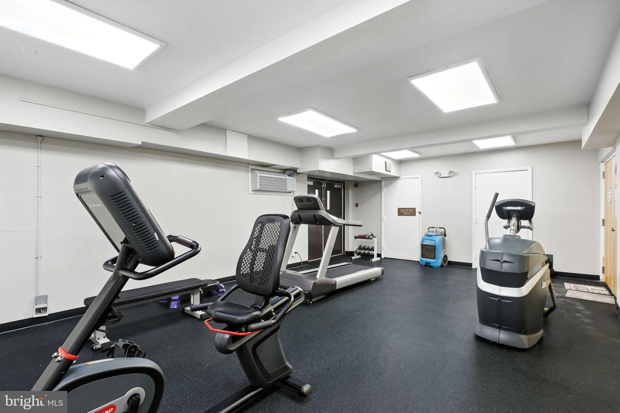 5300 Holmes Run Parkway, Unit 1210 Alexandria, VA 22304 - Photo 33 of 33 a view of a room with gym equipment