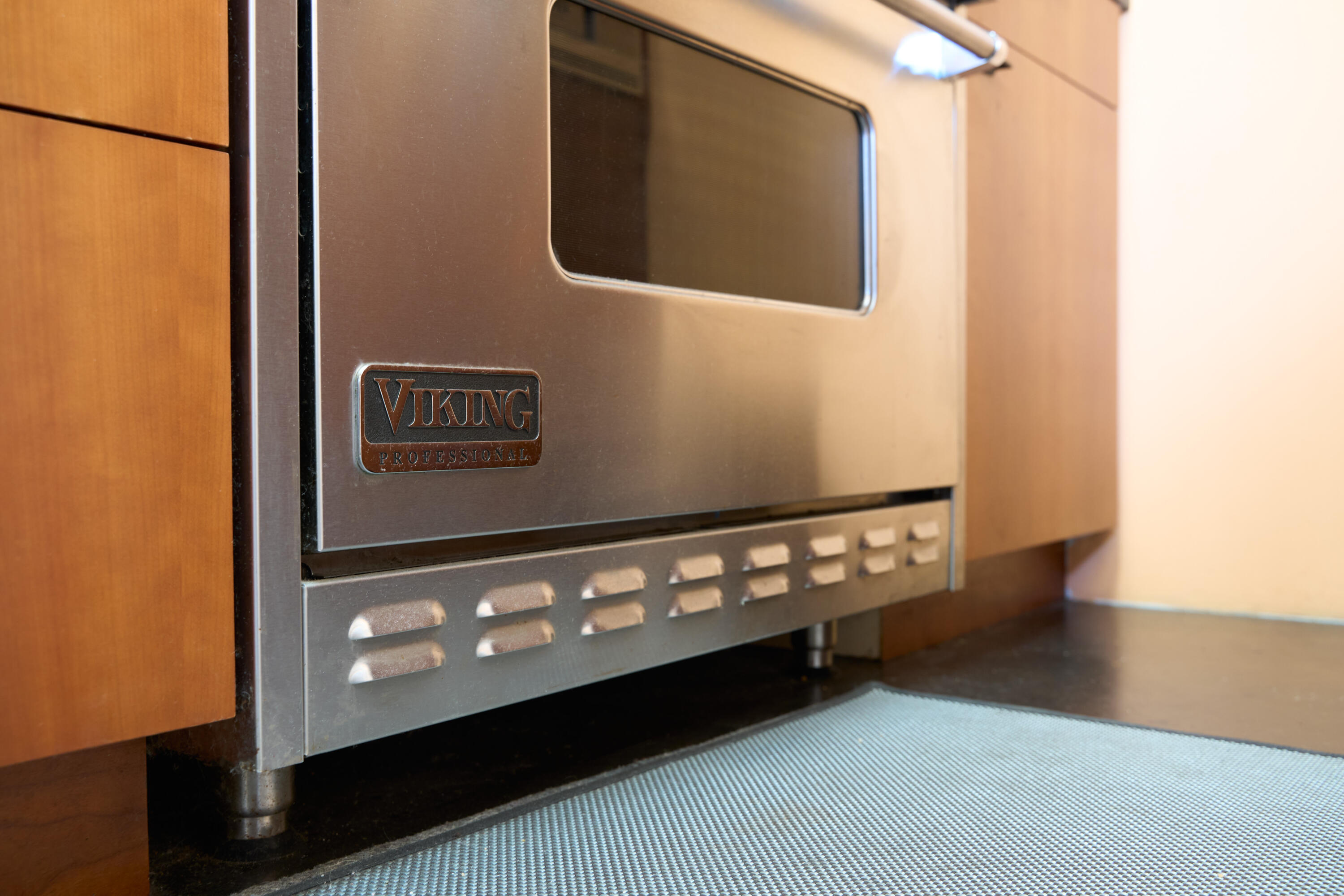 219 Equestrian Avenue Santa Barbara, CA 93101 - Photo 17 of 26 a view of a hallway with wooden floor