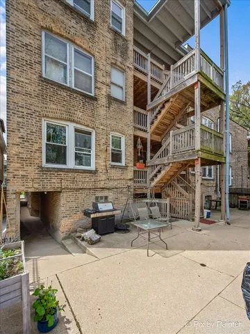 $2,975 | 2252 West Winnemac Avenue, Unit 1E, Chicago, IL 60625