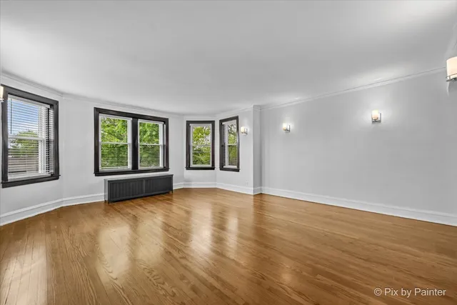 $2,975 | 2252 West Winnemac Avenue, Unit 1E, Chicago, IL 60625