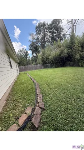 $2,300 | 9462 Boone Avenue, Baton Rouge, LA 70810