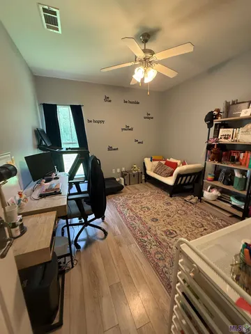 $2,300 | 9462 Boone Avenue, Baton Rouge, LA 70810