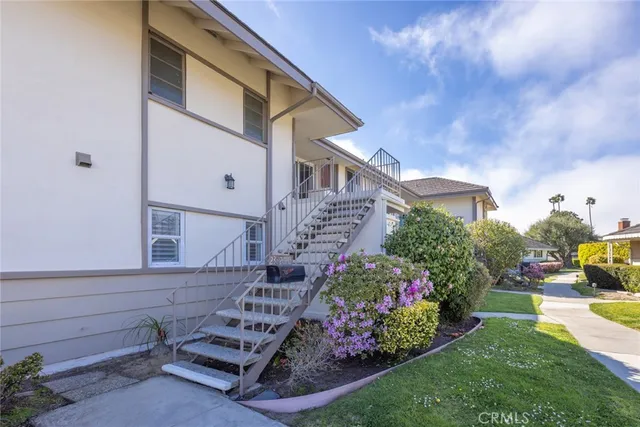 $569,000 | 23026 Nadine Circle, Unit B, Torrance, CA 90505
