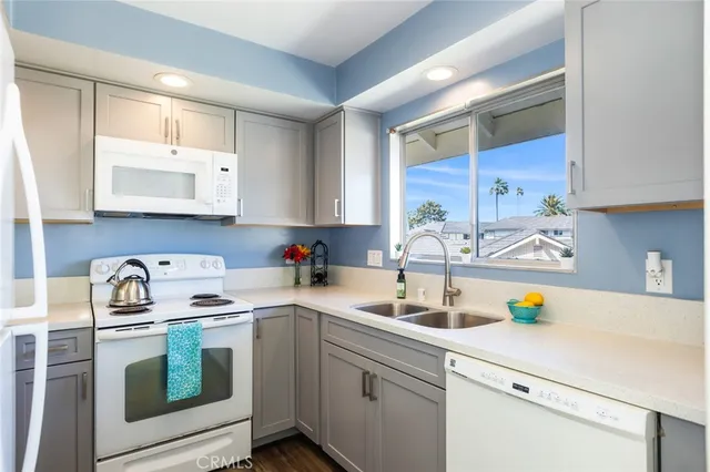 $569,000 | 23026 Nadine Circle, Unit B, Torrance, CA 90505