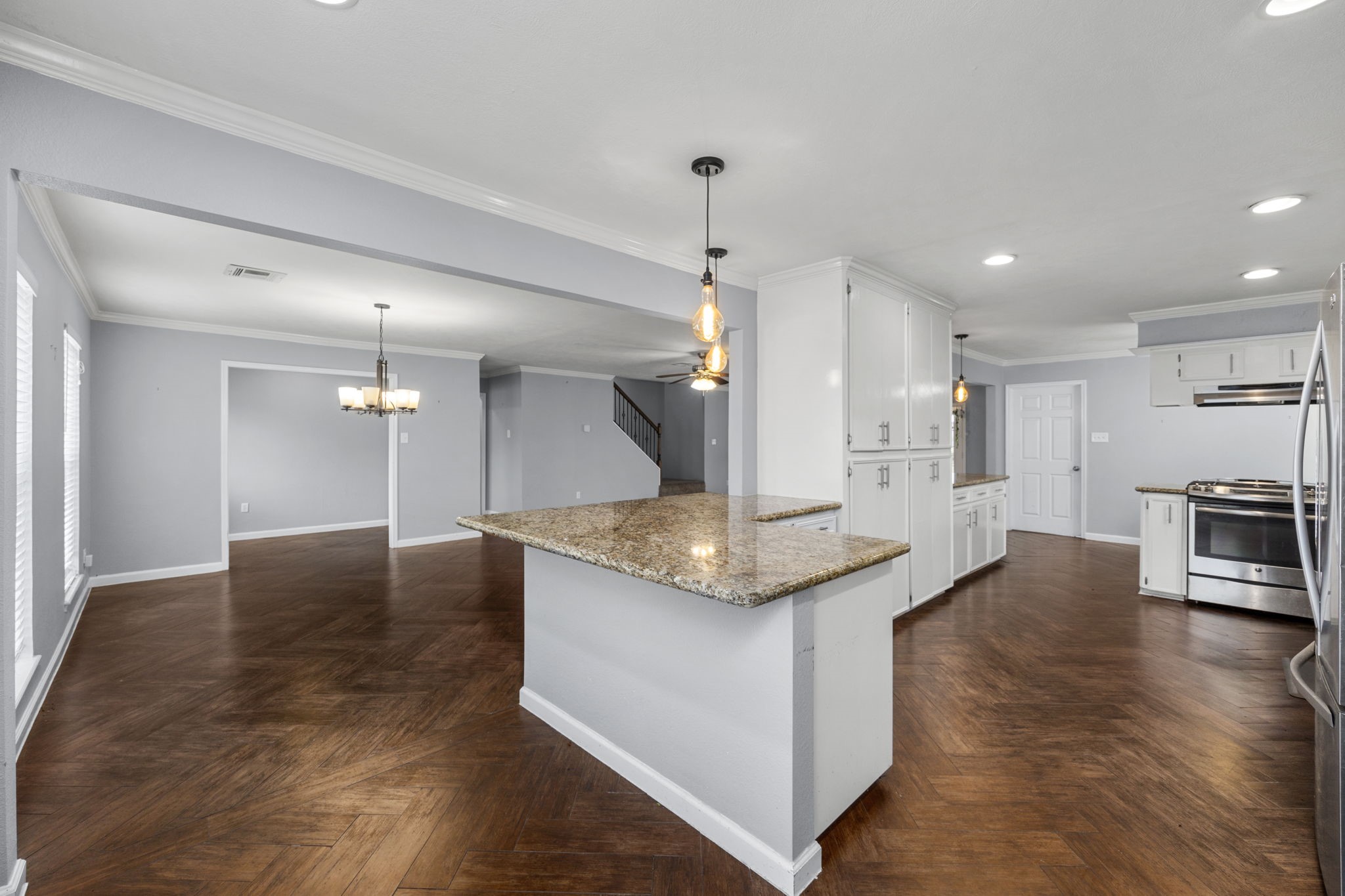 7407 Theisswood Road Spring, TX 77379 - Photo 17 of 42 Gallery Image 17