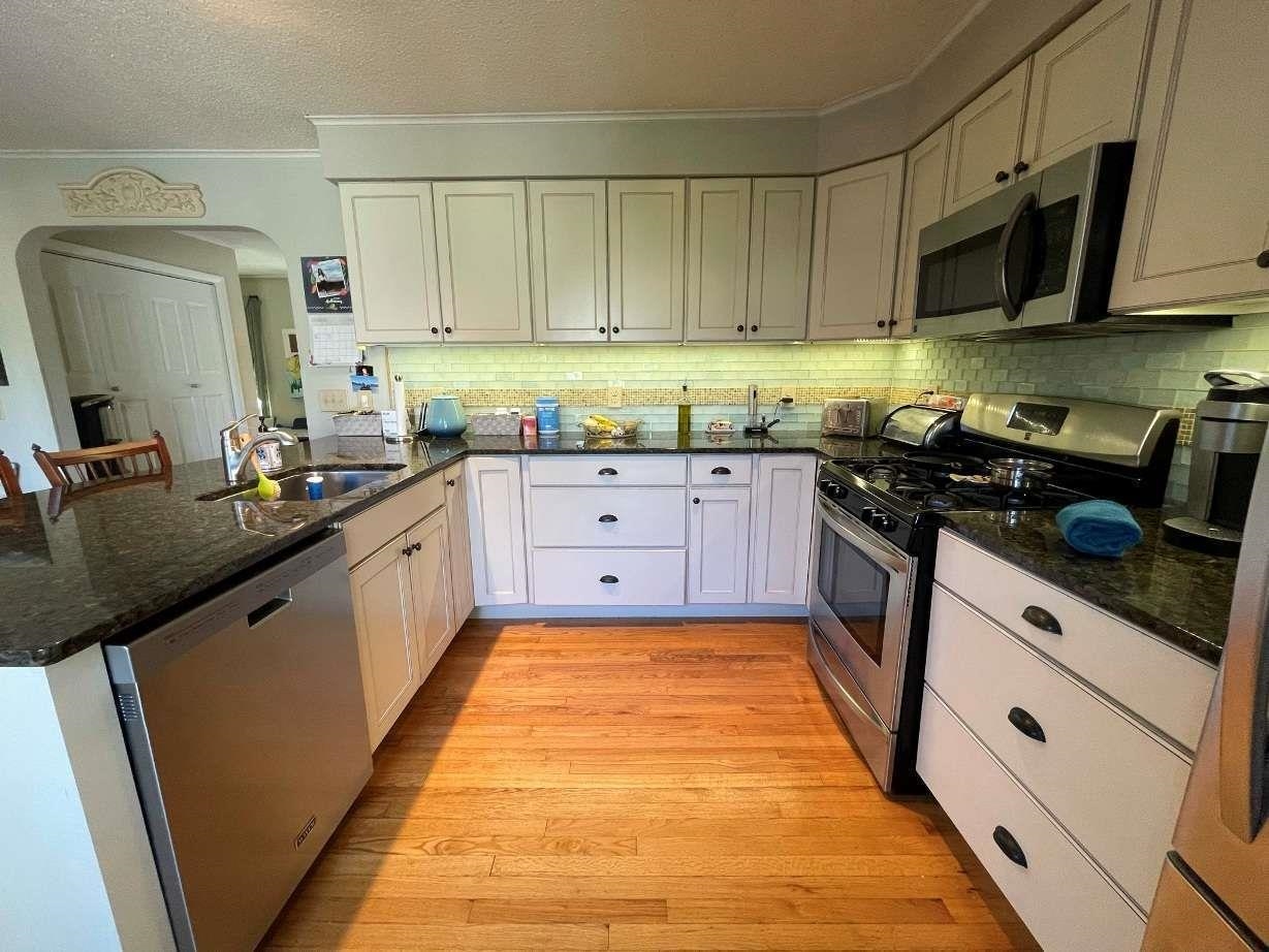 180 Dale Road Burlington, VT 05408 - Photo 6 of 20