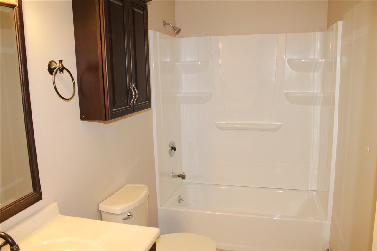 1901 Bodwell Road, Unit 11 Manchester, NH 03109 - Photo 8 of 13