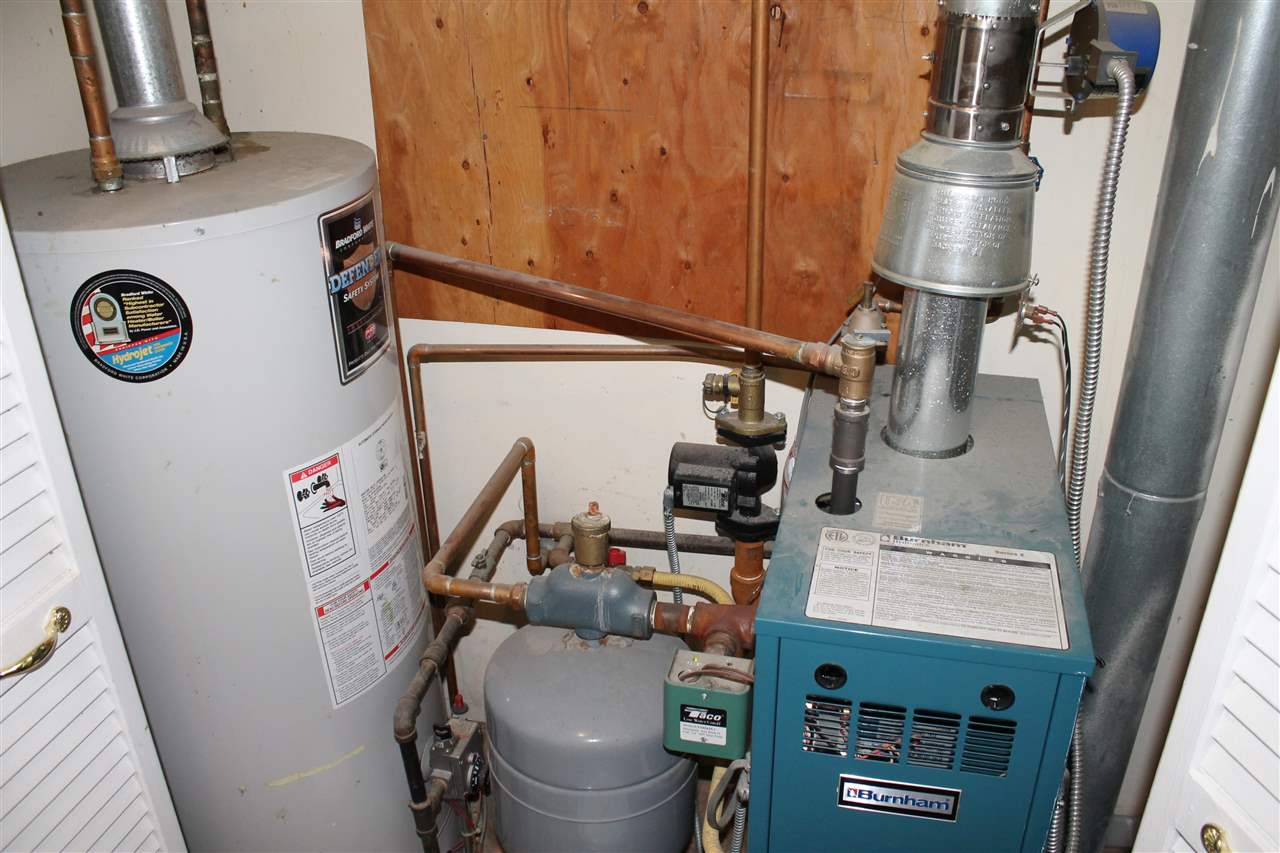 1901 Bodwell Road, Unit 11 Manchester, NH 03109 - Photo 10 of 13