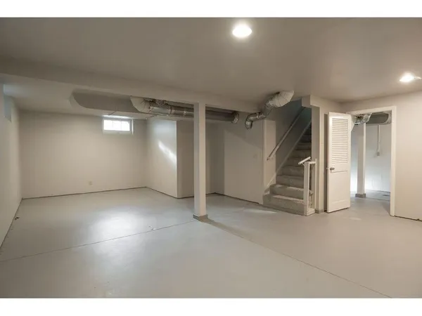 $2,250 | 3507 North Logan Avenue, Minneapolis, MN 55412