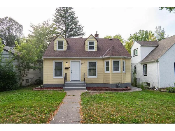 $2,250 | 3507 North Logan Avenue, Minneapolis, MN 55412