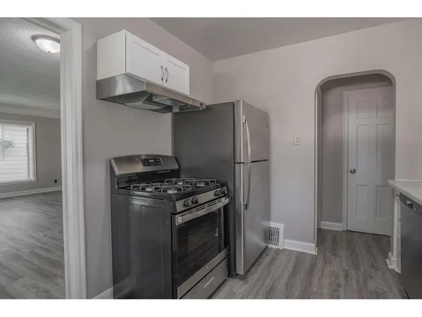 $2,250 | 3507 North Logan Avenue, Minneapolis, MN 55412