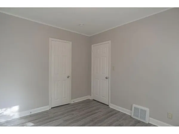 $2,250 | 3507 North Logan Avenue, Minneapolis, MN 55412