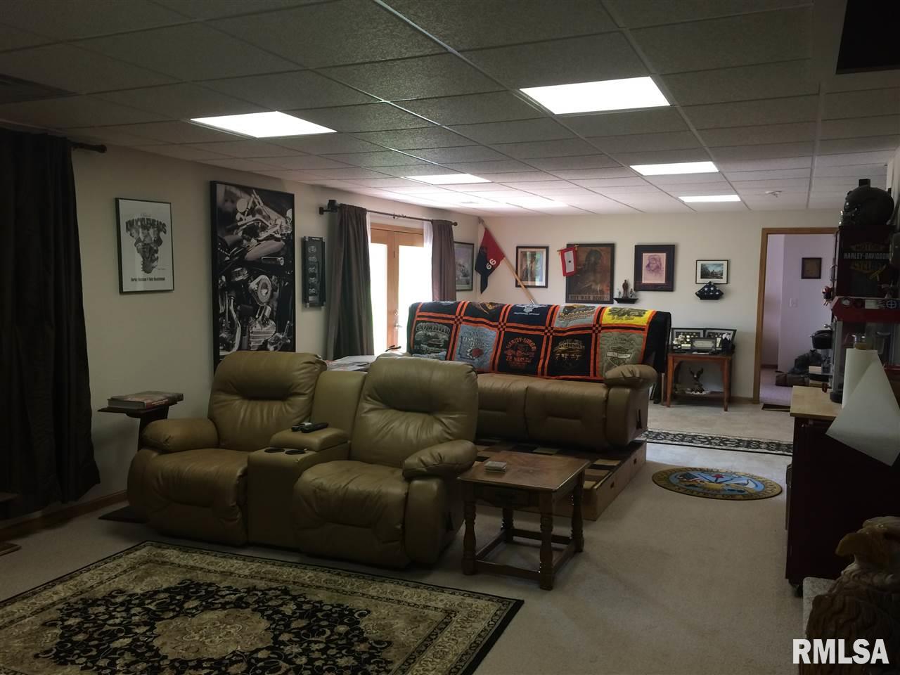 9828 85th St Court West Taylor Ridge, IL 61284 - Photo 14 of 24 Gallery Image 14