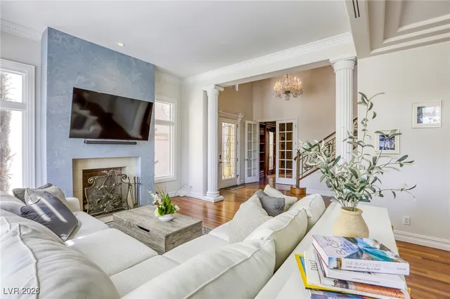 $1,189,000 | 9053 Opus Drive, Las Vegas, NV 89117