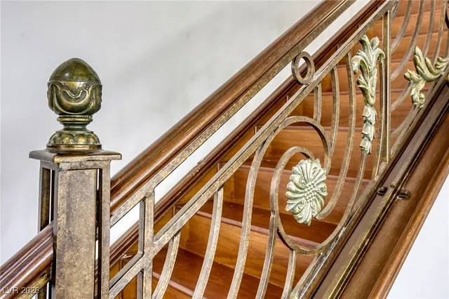 $1,189,000 | 9053 Opus Drive, Las Vegas, NV 89117