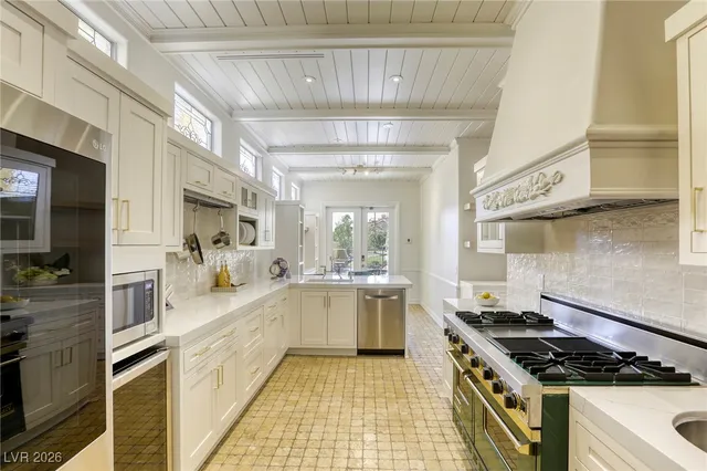 $1,189,000 | 9053 Opus Drive, Las Vegas, NV 89117