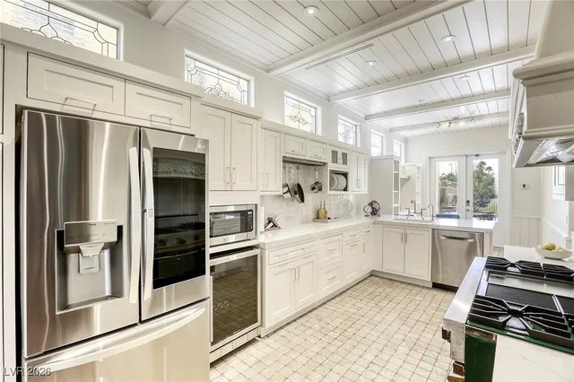 $1,189,000 | 9053 Opus Drive, Las Vegas, NV 89117