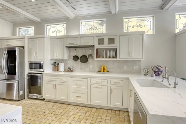 $1,189,000 | 9053 Opus Drive, Las Vegas, NV 89117