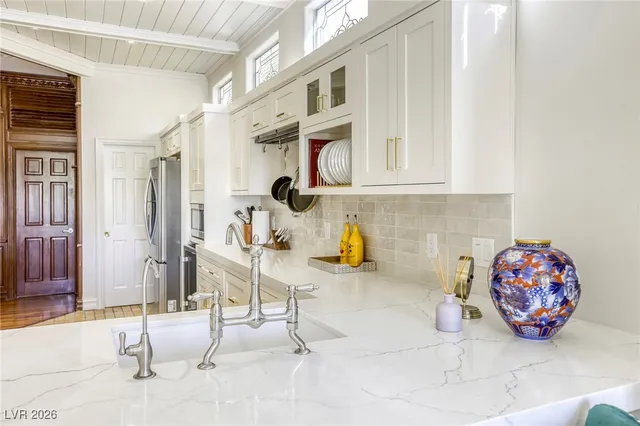 $1,189,000 | 9053 Opus Drive, Las Vegas, NV 89117