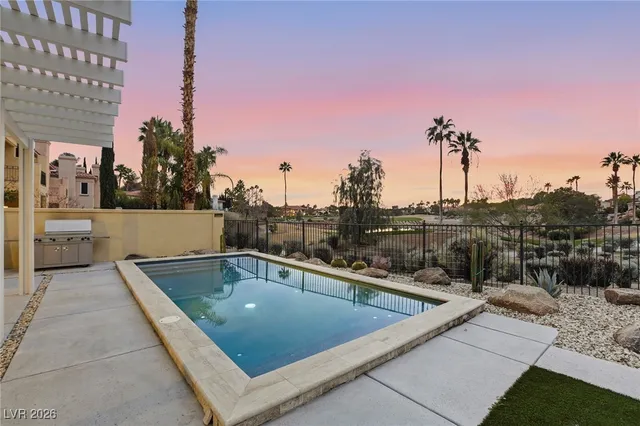 $1,189,000 | 9053 Opus Drive, Las Vegas, NV 89117