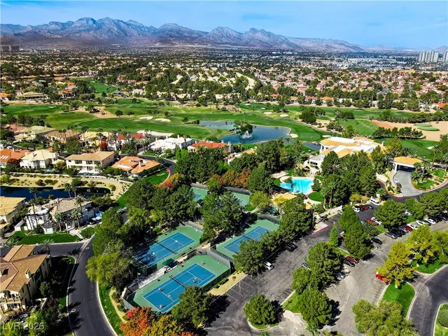 $1,189,000 | 9053 Opus Drive, Las Vegas, NV 89117