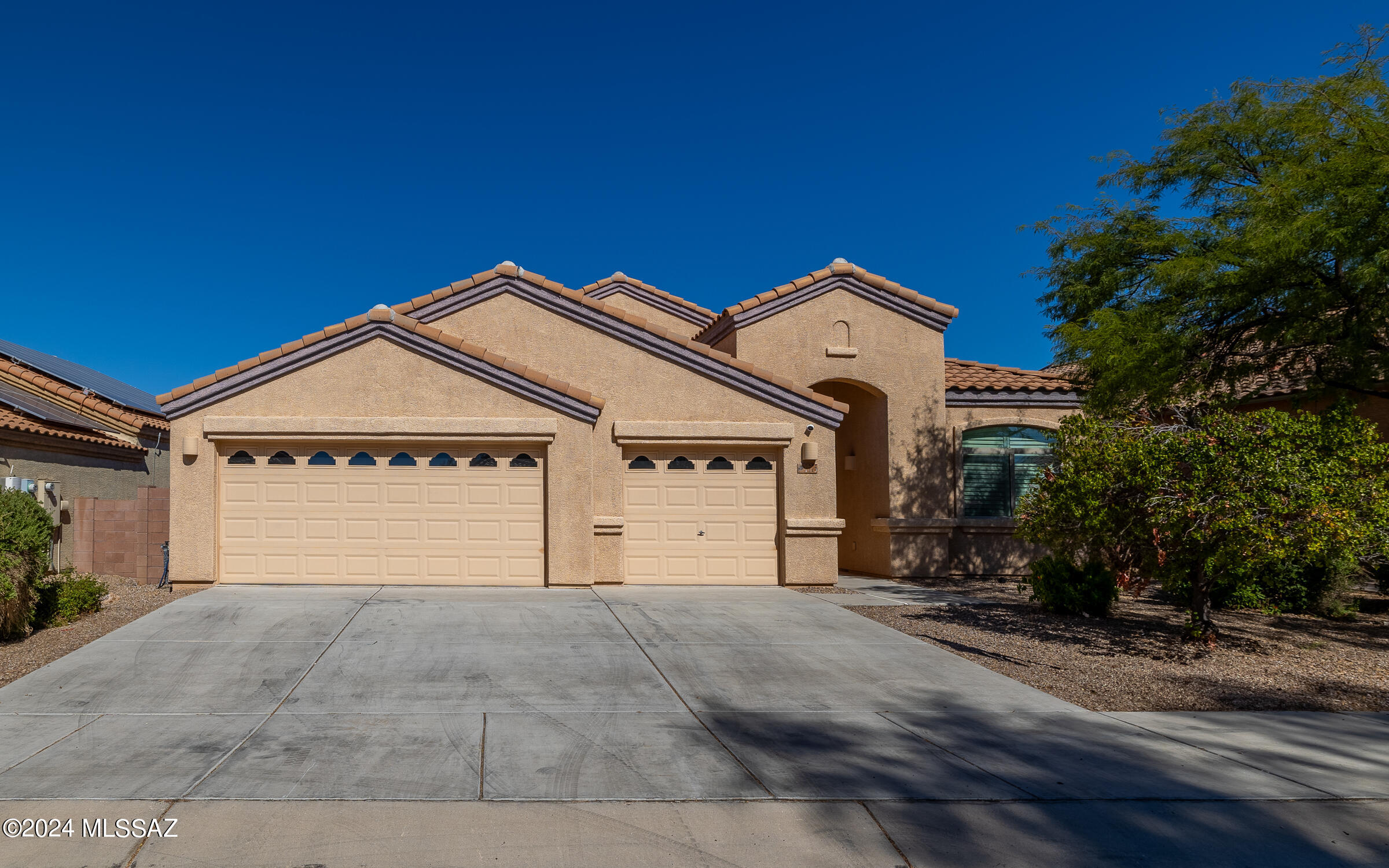 7775 East Treetop Road Tucson, AZ 85756 - Photo 1 of 24