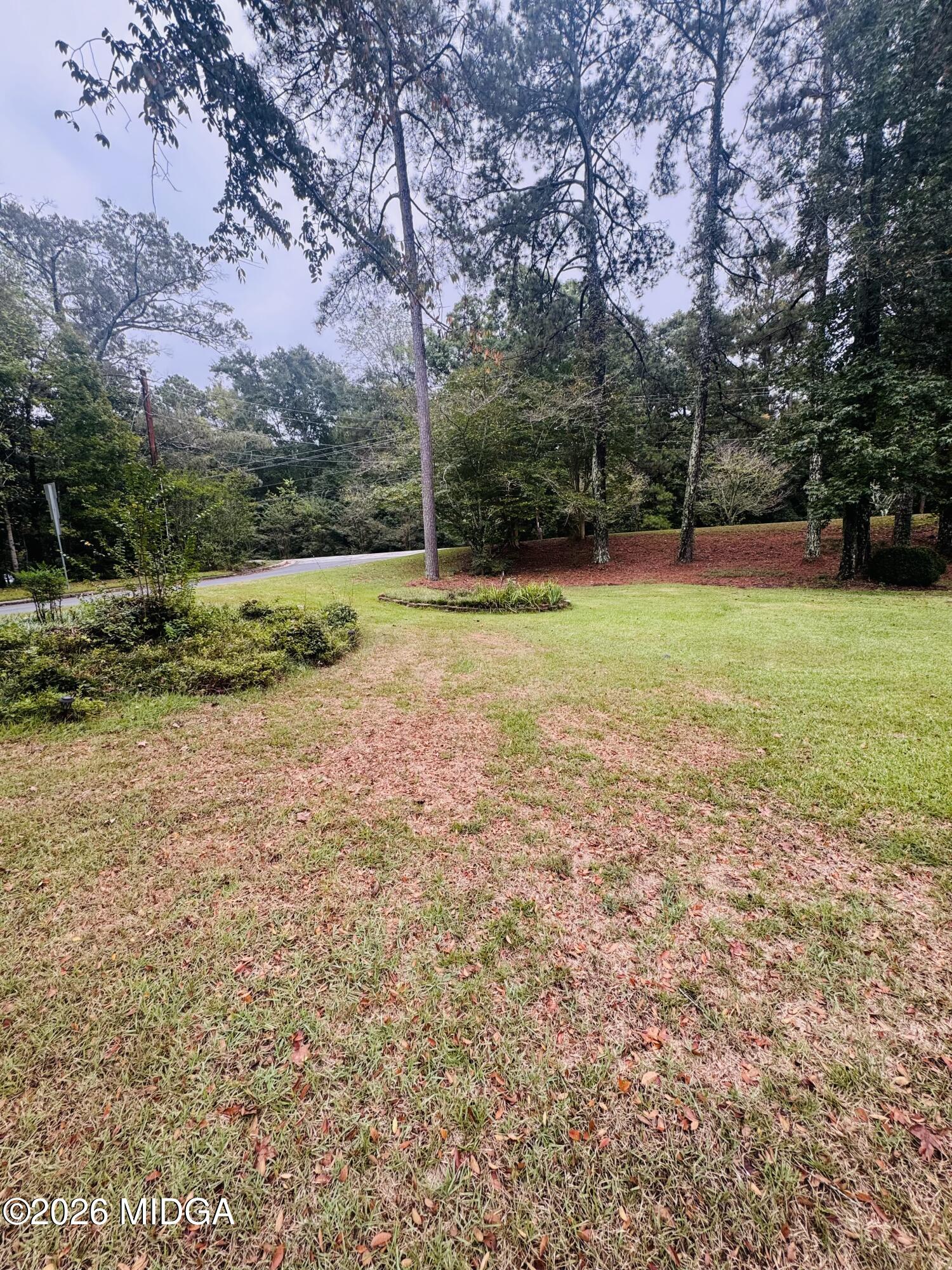 102 Rivoli Oaks Circle Macon, GA 31210 - Photo 5 of 24 IMG_9496
