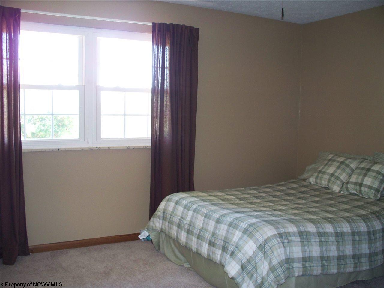 255 Ridgeway Drive Bridgeport, WV 26330 - Photo 10 of 20 Gallery Image 10
