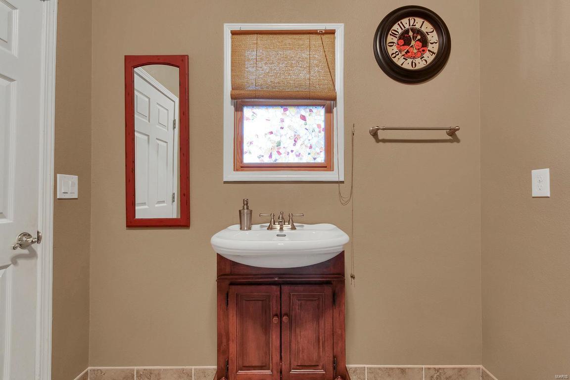 1408 North Bluff Road Collinsville, IL 62234 - Photo 14 of 47 Gallery Image 14