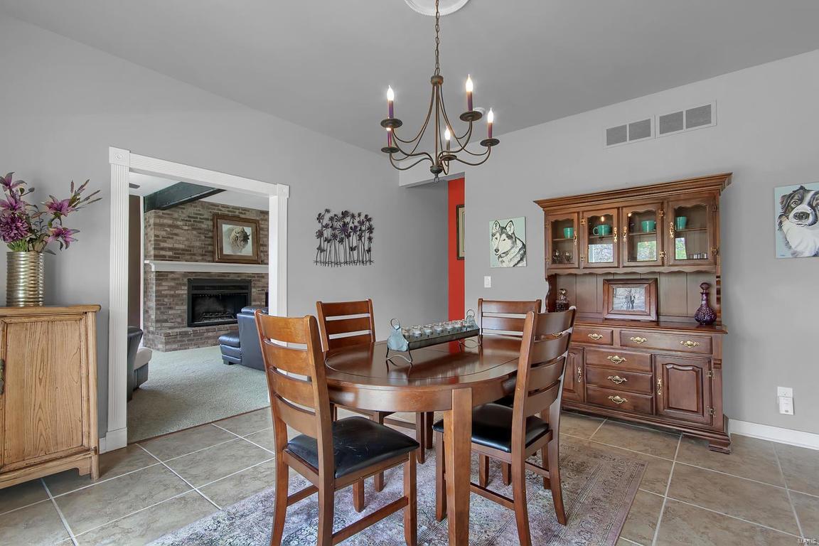 1408 North Bluff Road Collinsville, IL 62234 - Photo 17 of 47 Gallery Image 17