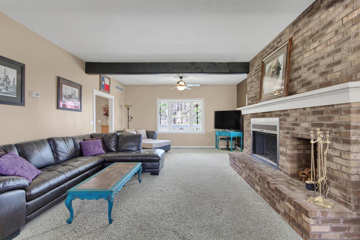 1408 North Bluff Road Collinsville, IL 62234 - Photo 9 of 47 Gallery Image 9