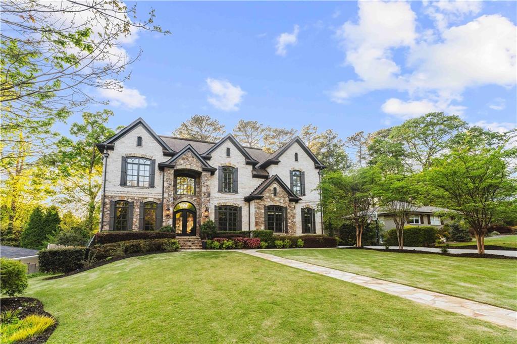 1686 Montcliff Court Decatur, GA 30033 - Photo 2 of 98 Gallery Image 2