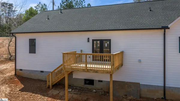 $585,000 | 160 Holmes Drive, Spartanburg, SC 29303