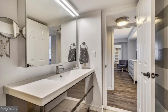 $399,900 | 545 East Braddock Road, Unit 107, Alexandria, VA 22314