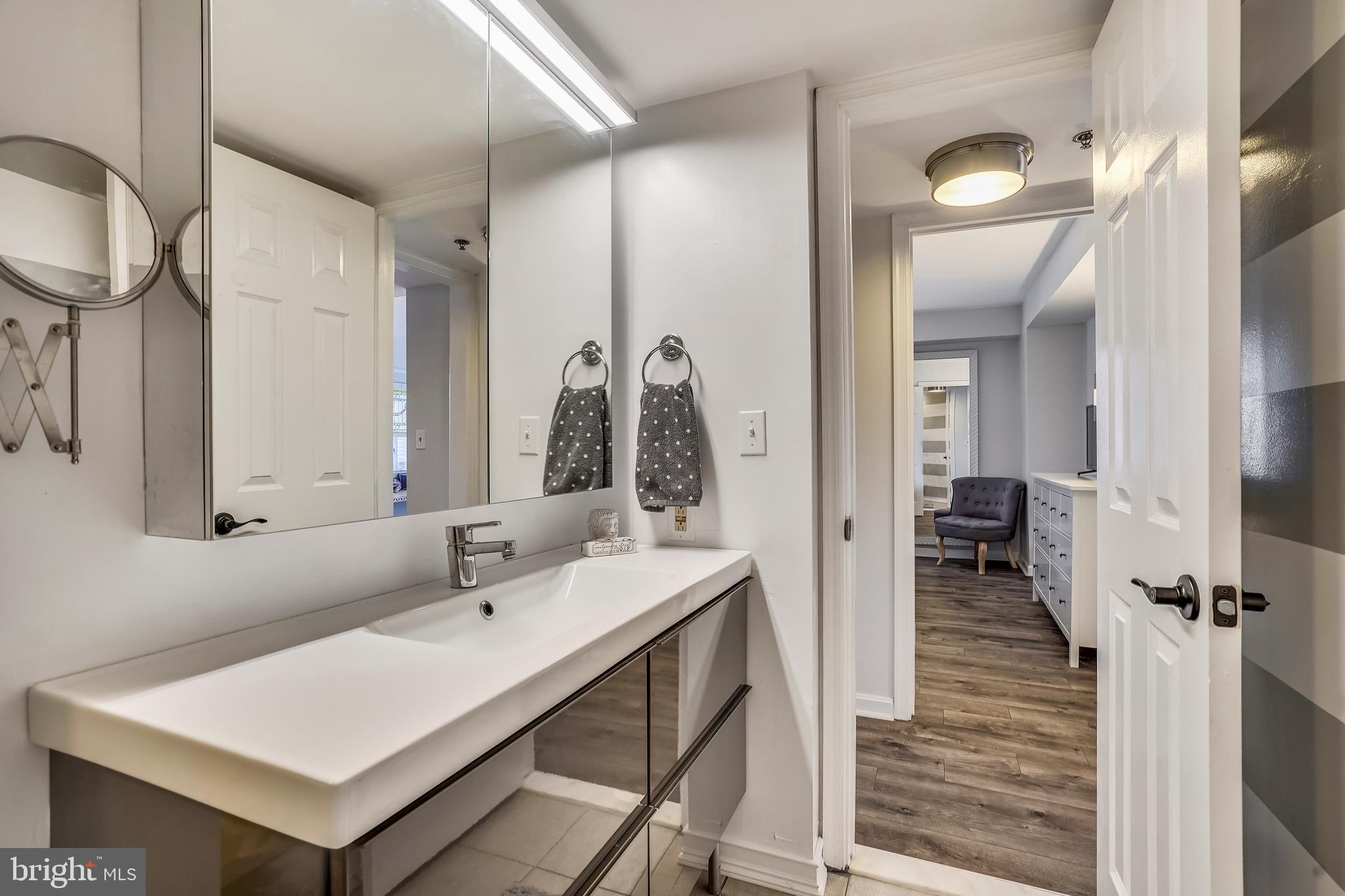 545 East Braddock Road, Unit 107 Alexandria, VA 22314 - Photo 13 of 44
