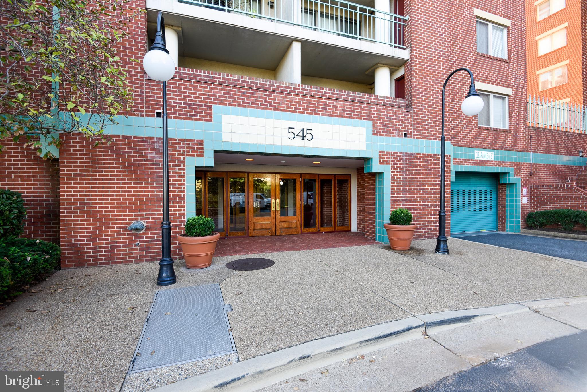 545 East Braddock Road, Unit 107 Alexandria, VA 22314 - Photo 29 of 44
