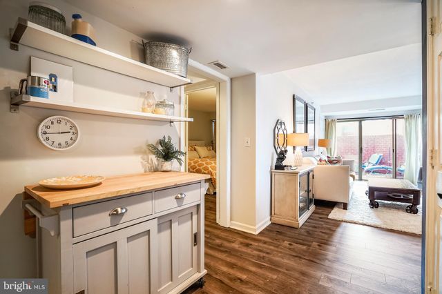 $399,900 | 545 East Braddock Road, Unit 107, Alexandria, VA 22314