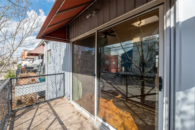 $2,400 | 3 North Ennis Street, Houston, TX 77003